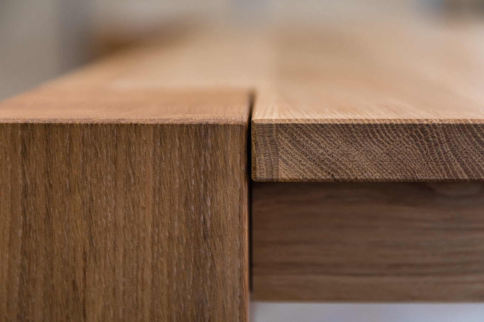 Tavolo Vento in legno massello rovere misure personalizzabili